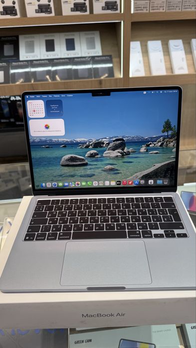 Macbook Air m5 16/5126gb 935$