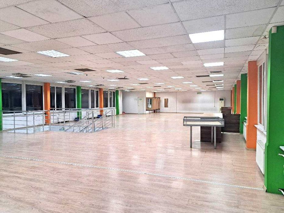 Магазин в Центъра, до ул. Пиротска