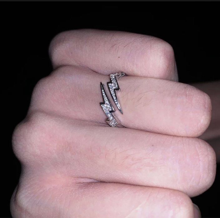 Акссеусары современности