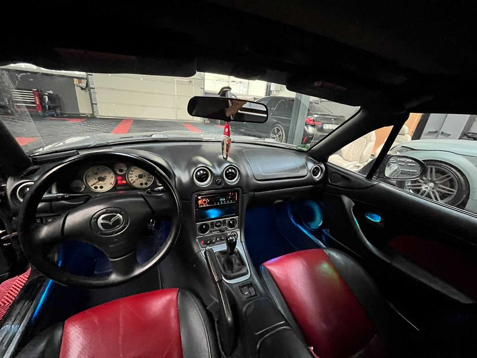 Lumini ambientale LED dedicate MAZDA