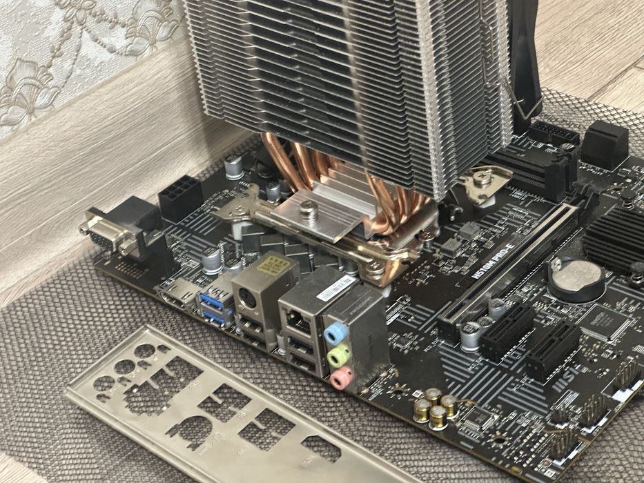 Комплект проц 10400F + H510M мать + башня