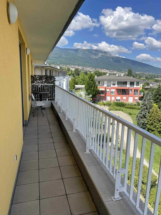 Дава се под наем Тристаен апартамент в София, Младост 4 - 120 кв.м за 1500 € - Снимка #12