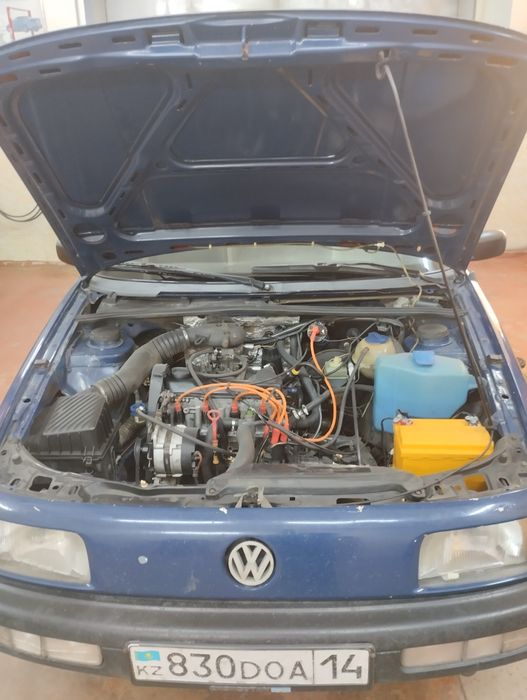 Автомобиль "фольксваген". Пассат.