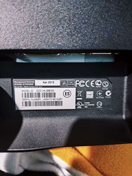 Монитор 21,5 дюйма FULL HD 1920x1080