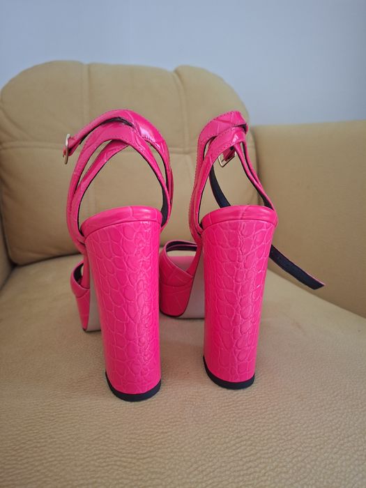 Sandale piele ,Musette,37