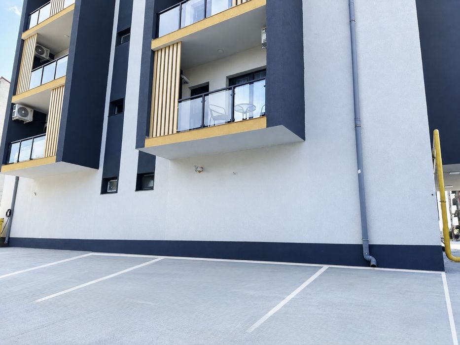 Studio 40m MOBILAT/Utilat Design COMPLET  (NICIODATA LOCUIT SAU INCHIRIAT) + Loc Parcare Inclus /Persoana Fizică