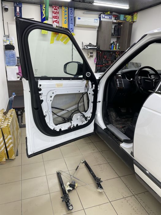 Стеклоподемник Land Rover Range Rover