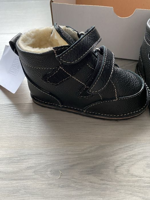 Ghete Angel negre nr 22, noi cu eticheta