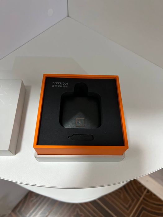 ключ Zeekr 001 (009, 007)