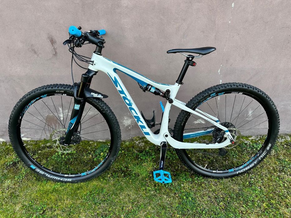 Vand bicicleta stockli carbon full suspension