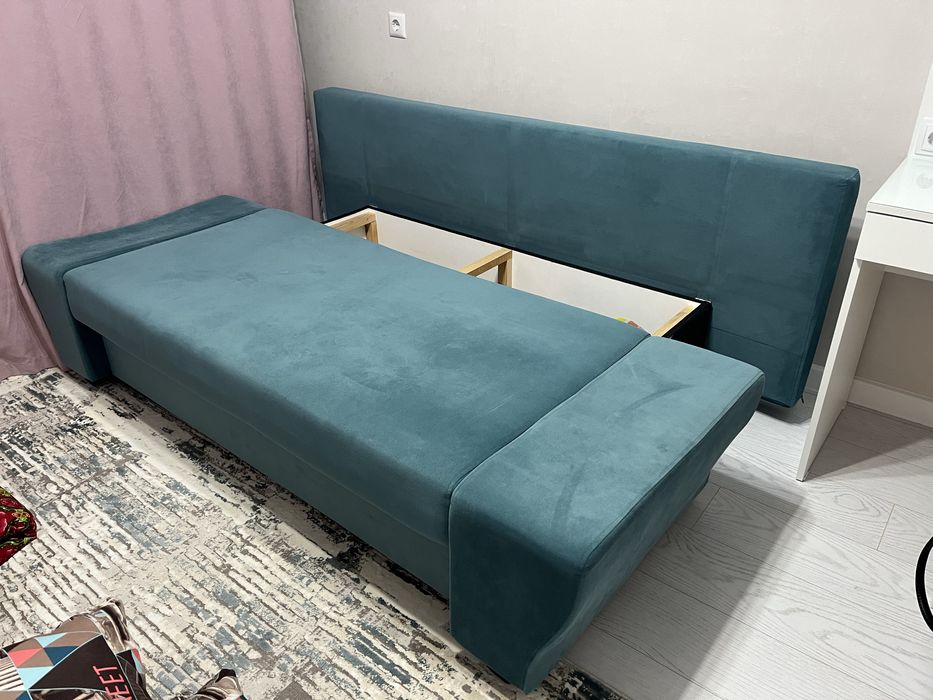 Продам диван в хорошем состоянии