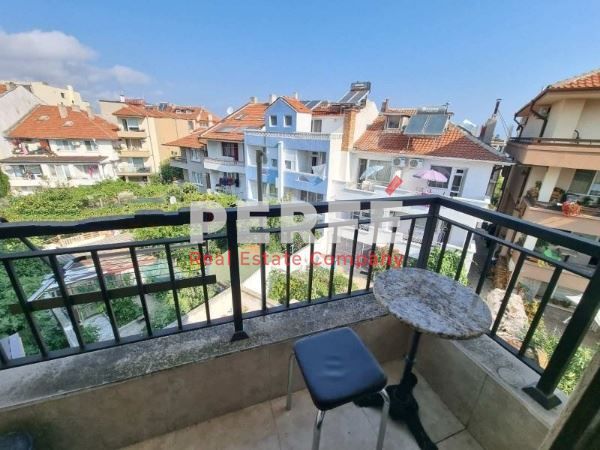 Продава се Двустаен апартамент в Созопол - 42 кв.м за 1810 €/кв.м - Снимка #8