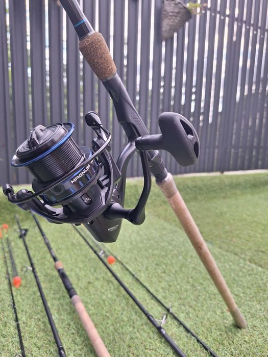 SET 2 Lansete Aventador Distance FEEDER 3.90m 180g + 2 Mulinete FL Mag