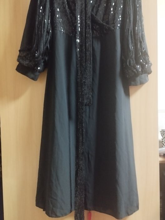 Праздничное современное платье