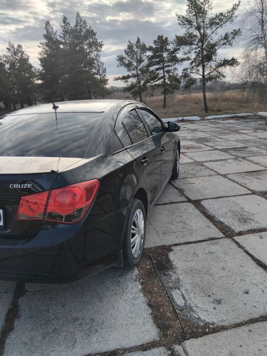 Продам машину шеврале круз