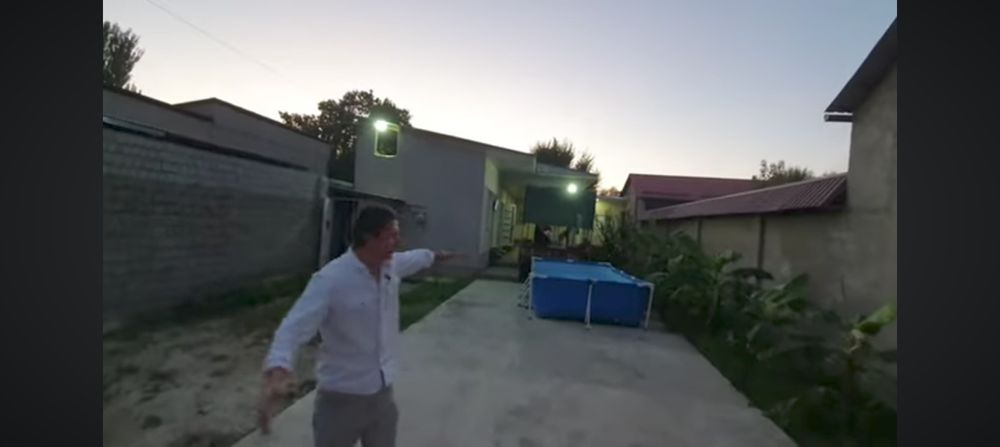 Hovli uy srochni sotiladi