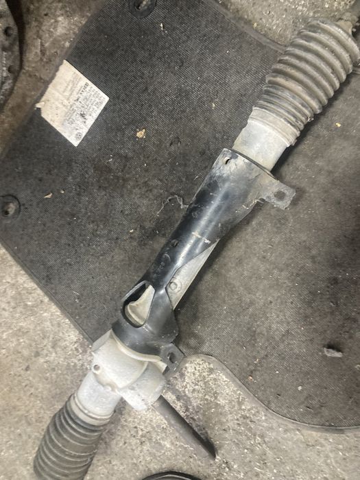 Opel corsa b 1.2i 16v 1996 година Кормилна рейка