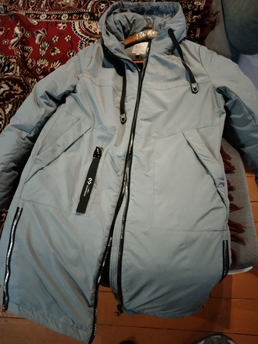Продам женский пуховик 10000. т