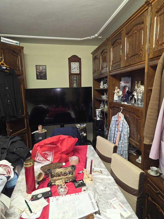 Schimb apartament cu 3 camere cu apartament cu 2 camere plus diferenta