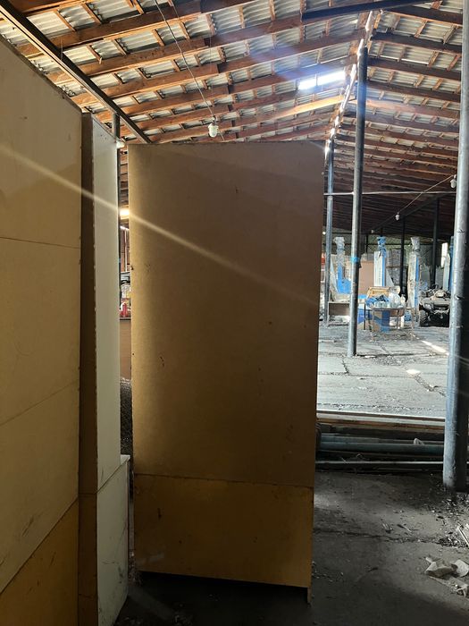 шкаф, витрина для своих нужд