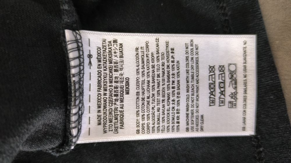 футболка Vans, размер S.