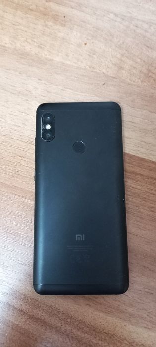 Продам срочно Телефон