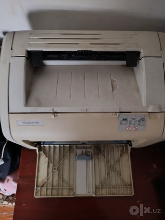 Принтер HP LaserJet