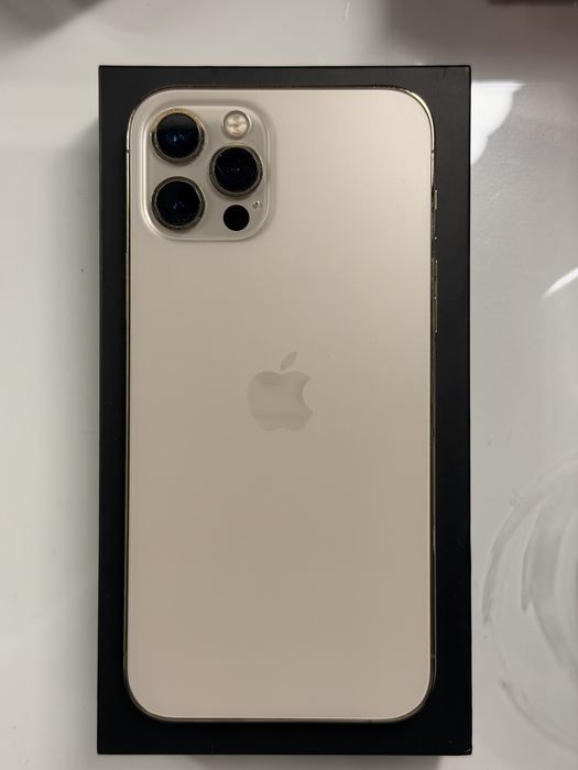 продаю iphone 12 pro