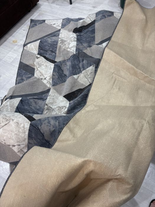 Продам два ковра