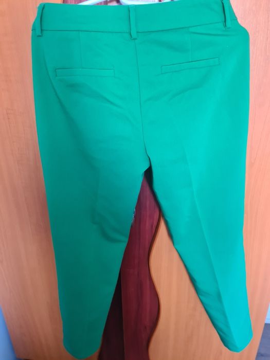 pantaloni eleganți Reserved