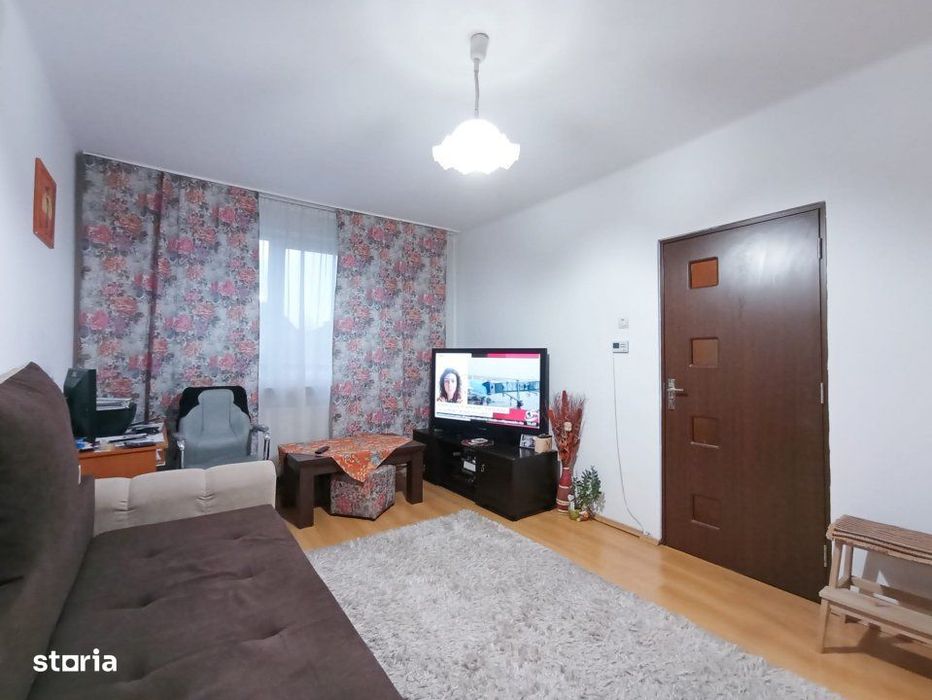 Apartament 2 camere | Et. intermediar | Zona Horea | Facultate Litere — fotografia 3