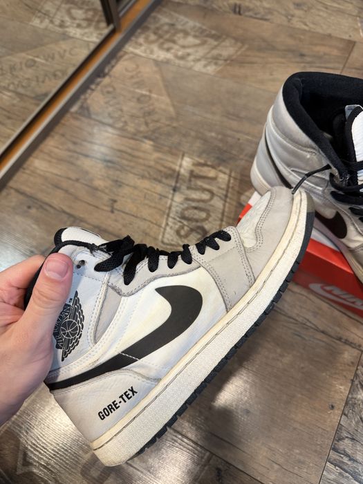 Jordan 1 gore-tex 42.5