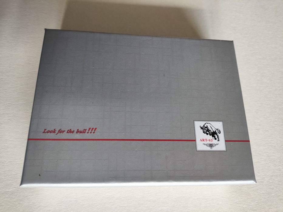 Портфейл Арт93, Неизползван, кафява кожа.