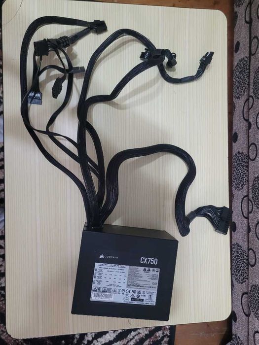 Sursă Corsair CX750, 750W, 80+ Bronze