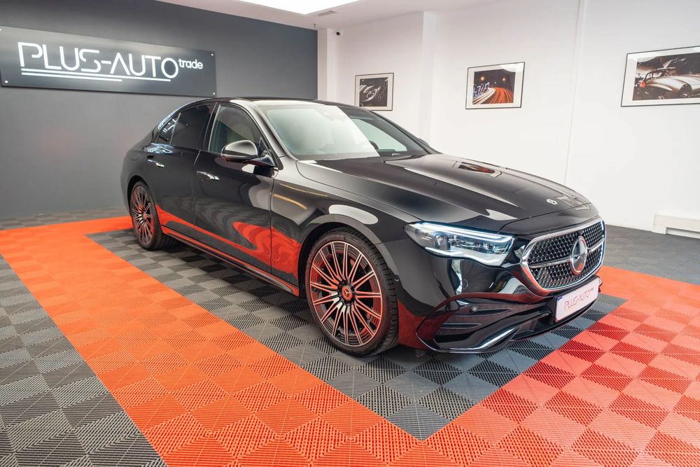 Mercedes-Benz E Mercedes Benz E 220d 4Matic AMG / Garantie / Leasing
