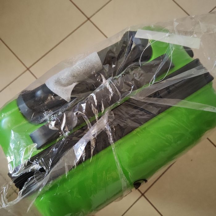 Куфар малък Зелен