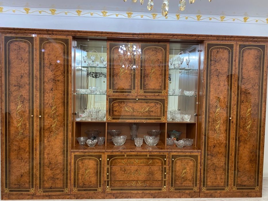 Гарнитура сатылады