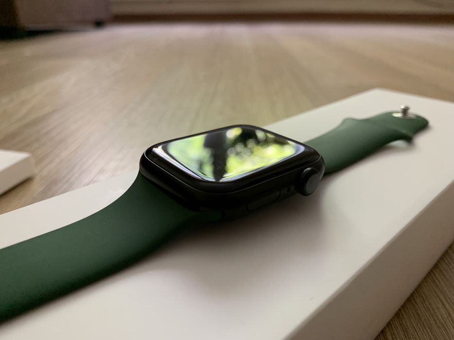 Продам Apple Watch 7 Series 45mm Green