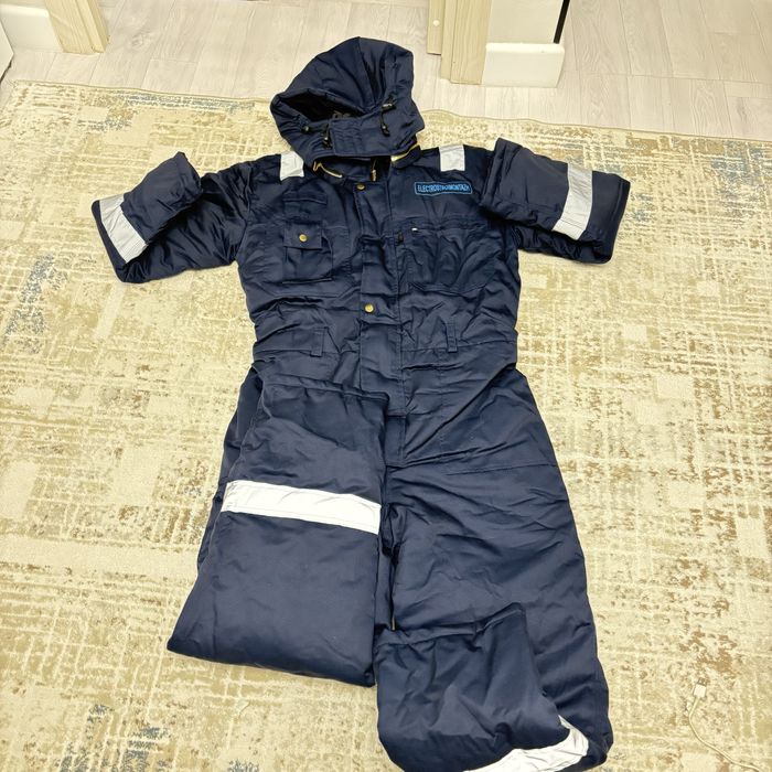 Комбез зимнии размер 48 рост 177