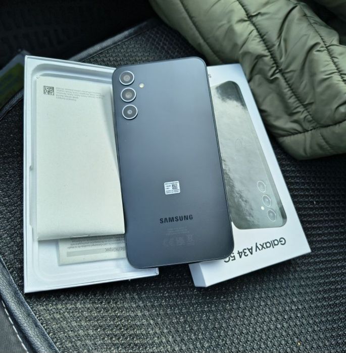 Vând Samsung A34 5g impecabil