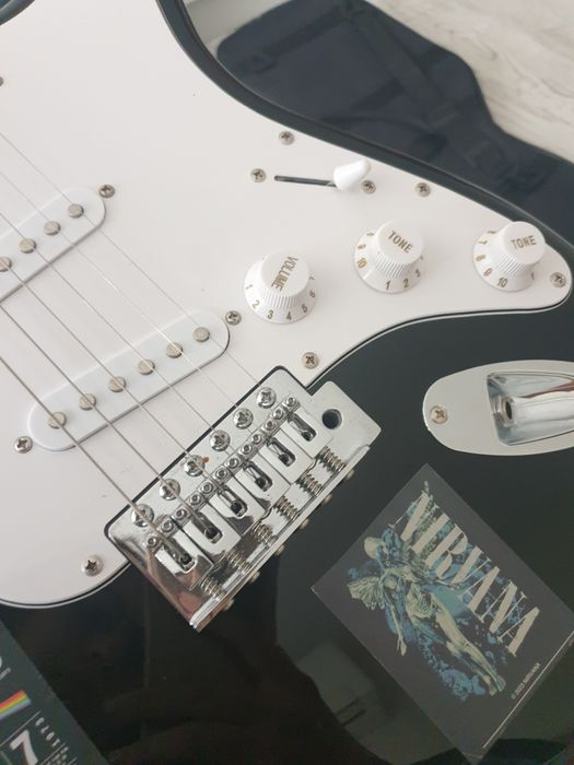 SX Fender китара