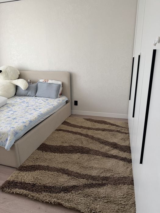 Продам ковер 230 на 150см