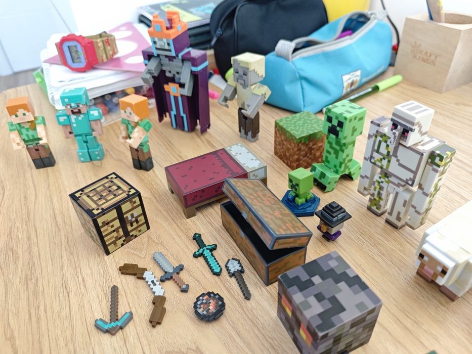 Оригинални Minecraft играчки