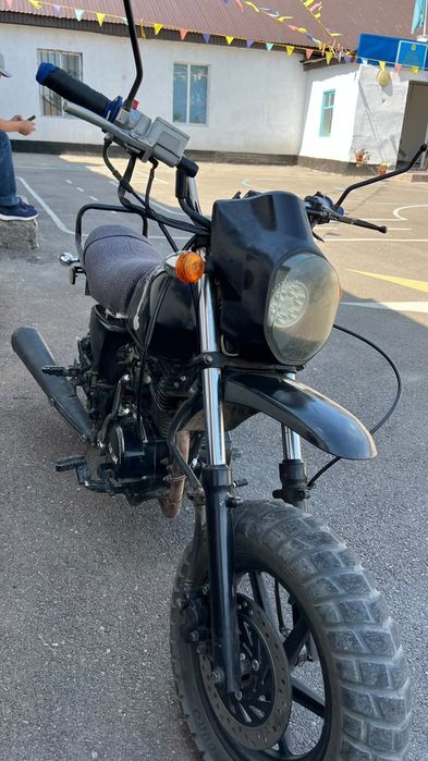 Мотоцикл Lifan 100