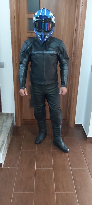 Costum moto din piele Cafe racer.marimea 42