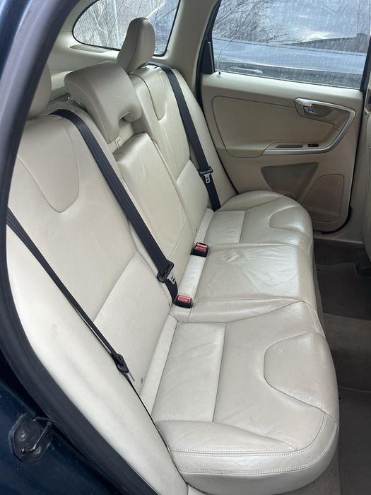 Volvo XC60 2010 2.4D D5 205кс на части