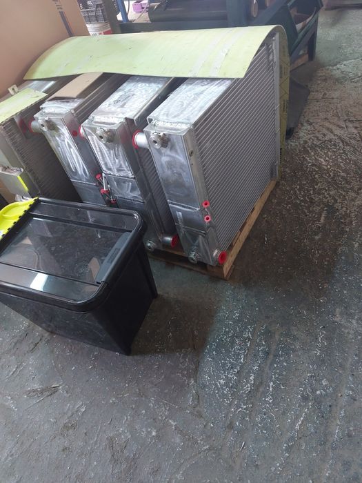 Radiatoare apa si ulei confectionam buldo.excavatoare si combine