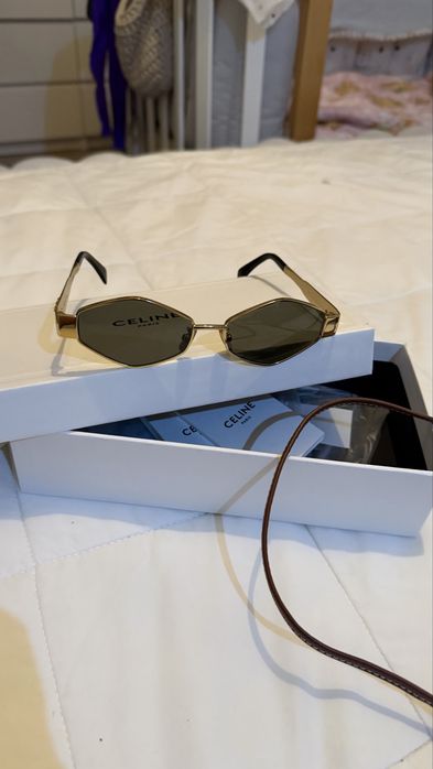 Очки солнцезащитные брендовые