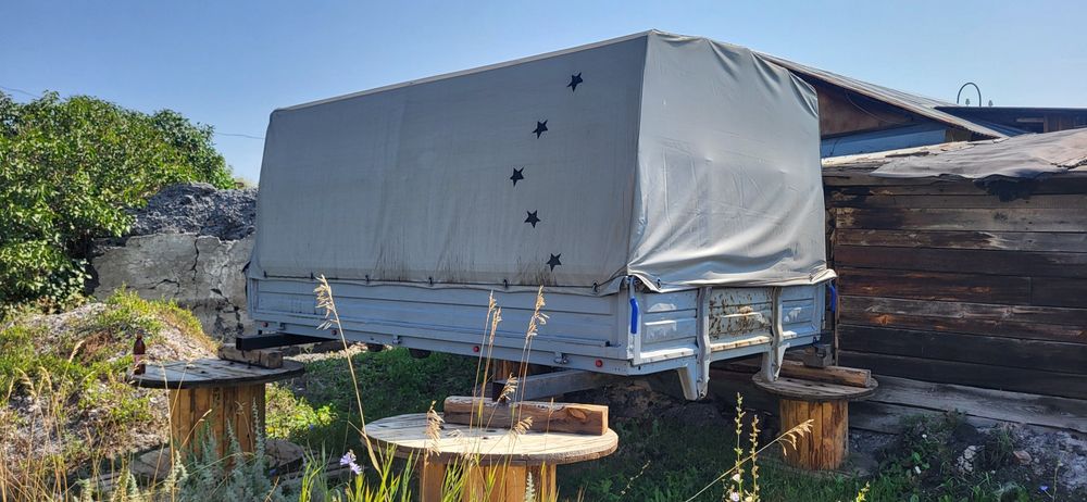 Продам кузов тентованный газель.