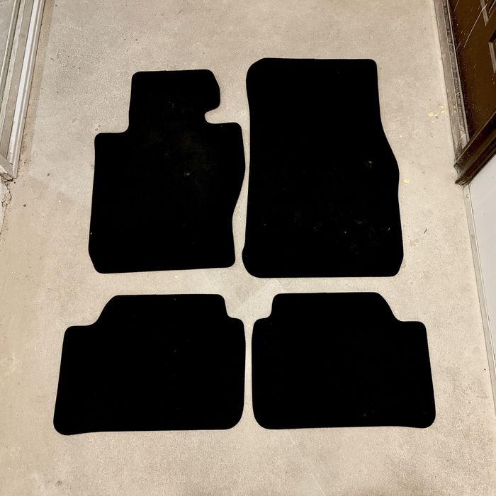 Presuri / Covorase originale BMW F20 m140i